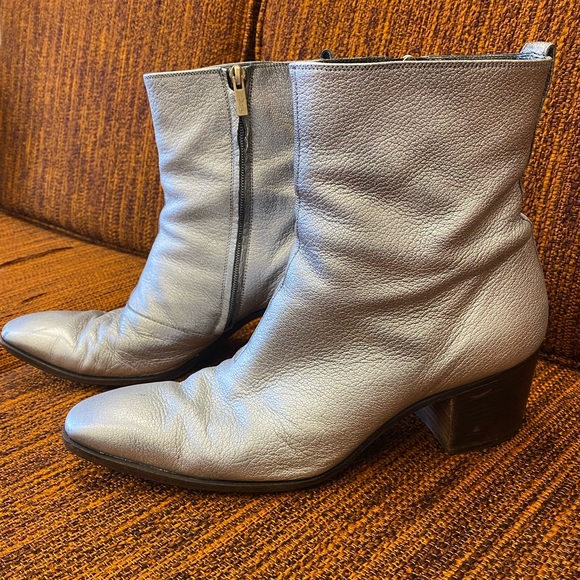 SOLD…Saint Laurent YSL Johnny boots in silver metallic - Picture 2 of 7
